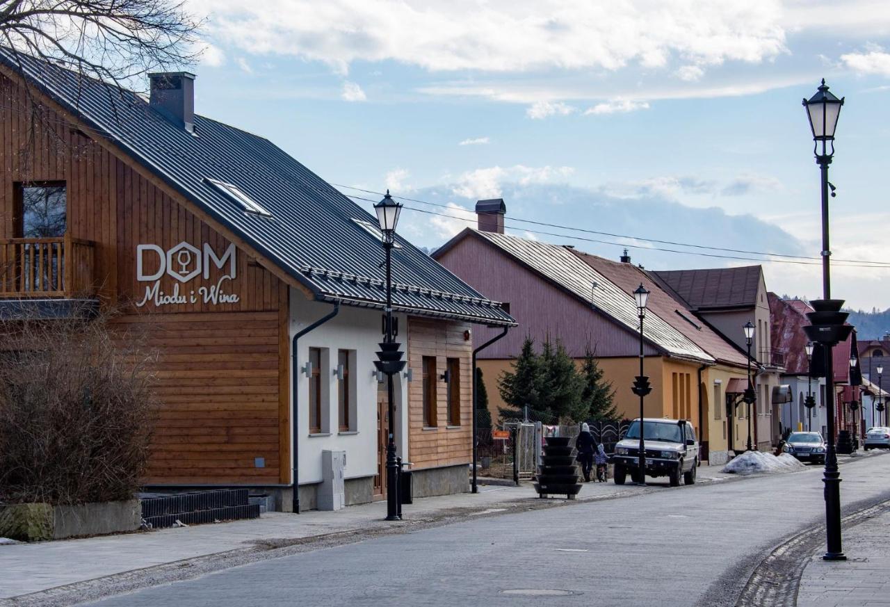 Ferienwohnung Dom Miodu I Wina Muszyna Exterior foto