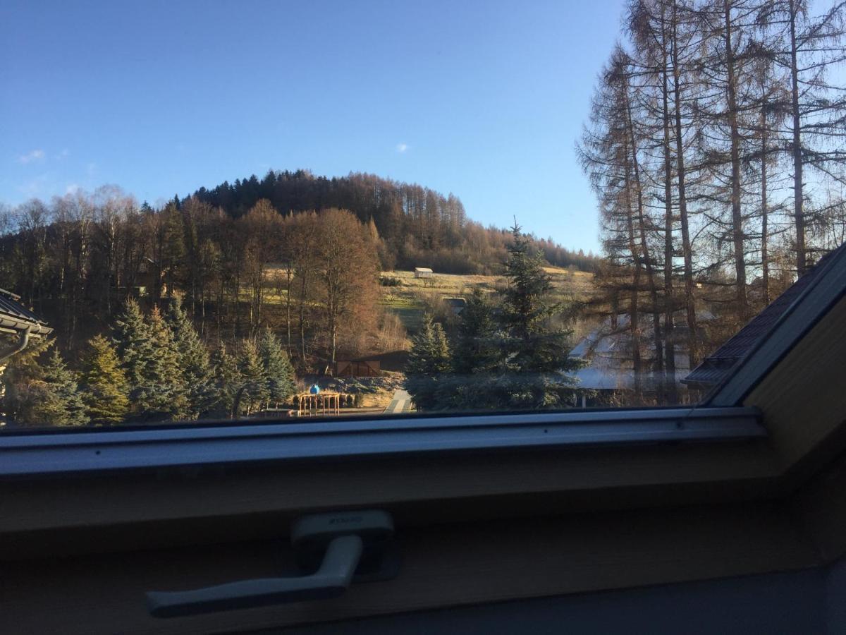 Ferienwohnung Dom Miodu I Wina Muszyna Exterior foto